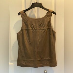 Banana Republic Monogram Lamb Leather Shell. Grayish tan. Size 6. NWT.